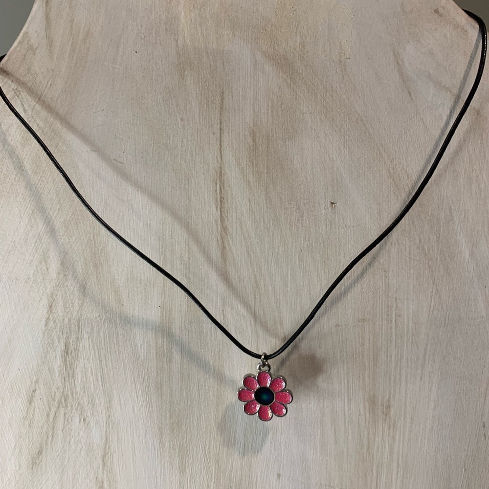 Pink Flower Pendant Necklace